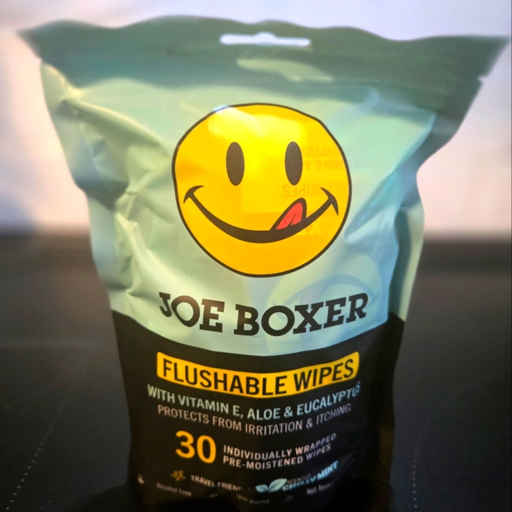 (3/25) Joe Boxer Flushable Wipes  Clean Mint NWOT